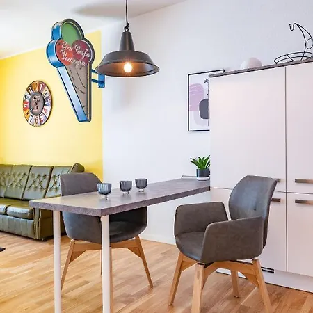 Moderne Neubauwohnung Bei Koeln *