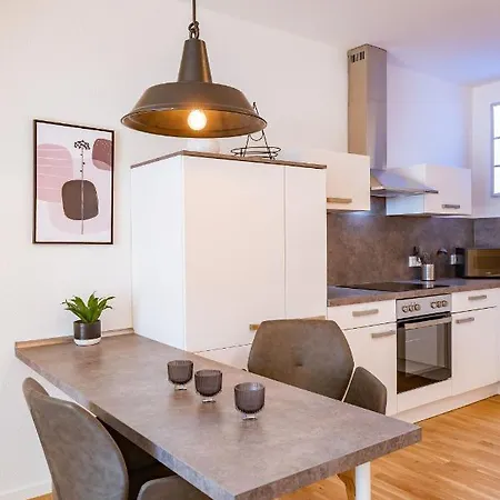 アパート Moderne Neubauwohnung Bei Koeln リンドラー