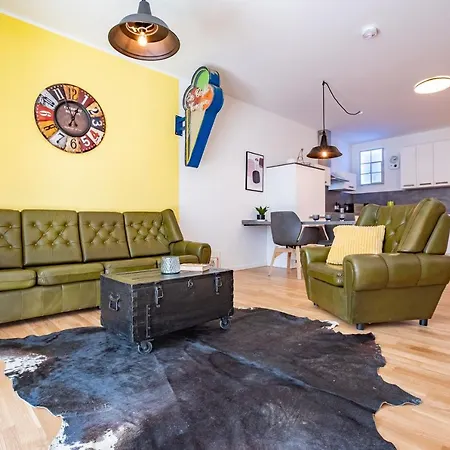 Moderne Neubauwohnung Bei Koeln Apartment