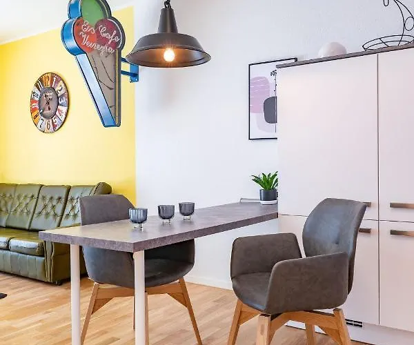 Moderne Neubauwohnung Bei Koeln *